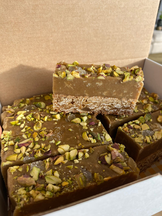 Ginger Pistachio Slice